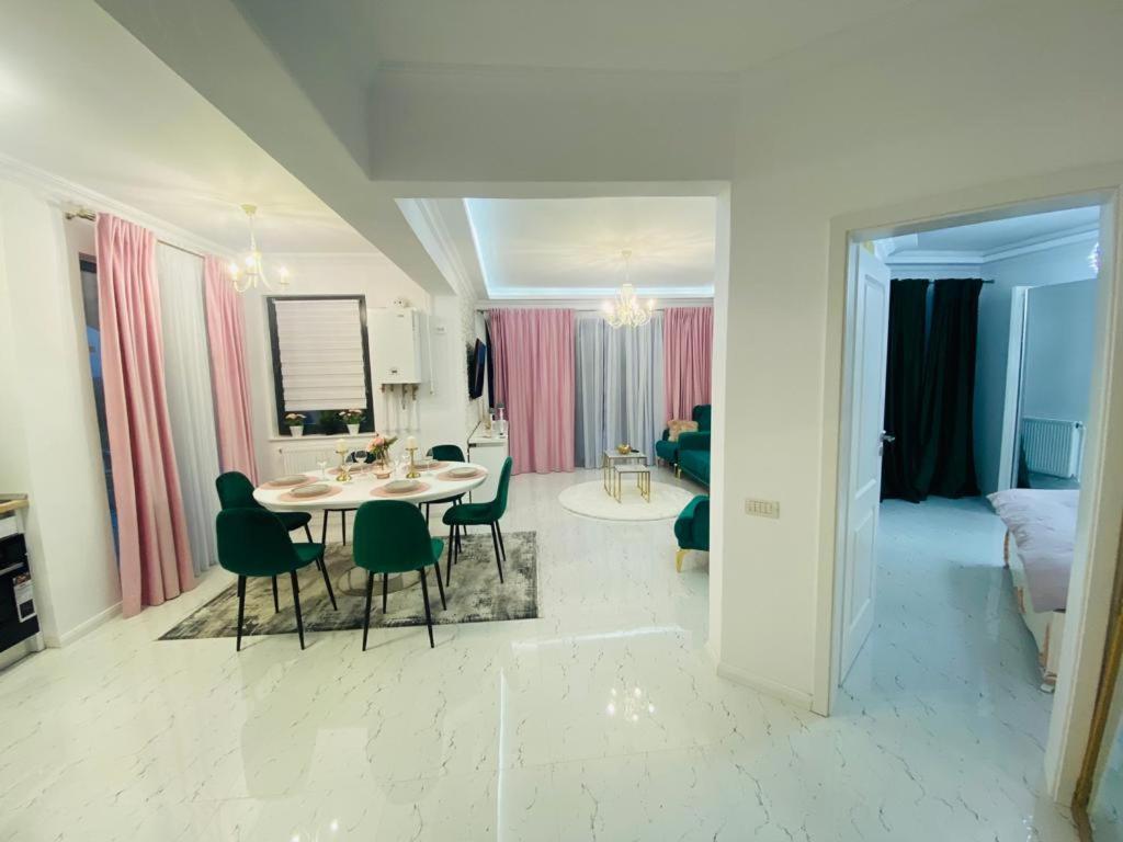 Grazzia Deluxe Apartments Năvodari المظهر الخارجي الصورة